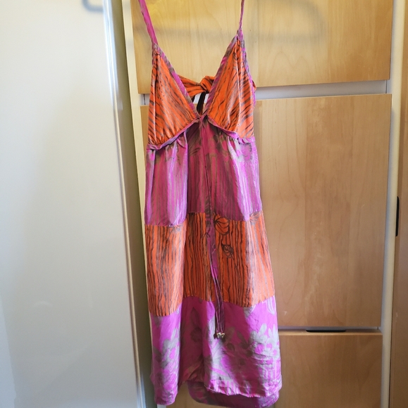 Guess Dresses & Skirts - Flowy, Silk Guess Dress